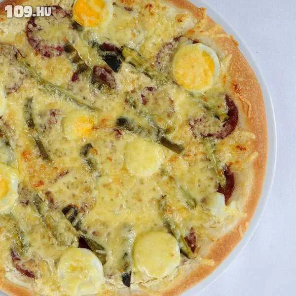 54.Pizza Picante (normál)